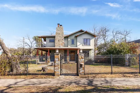 $1,695,000 | 2203 Lindell Avenue, Austin, TX 78704