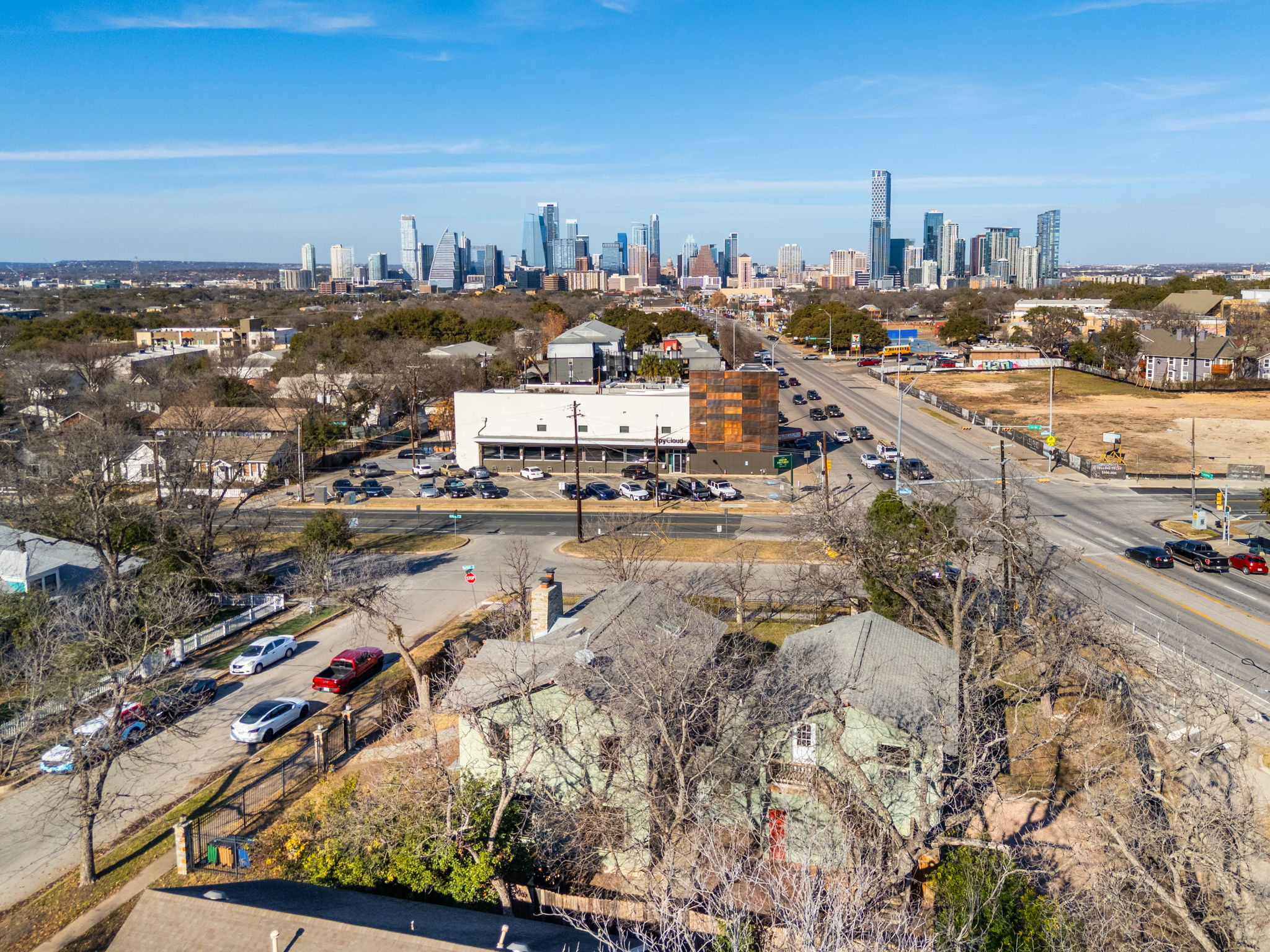 2203 Lindell Avenue Austin, TX 78704 - Photo 38 of 39 Aerial view of skyline
