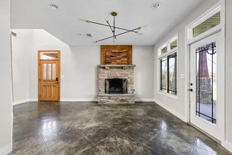 $1,695,000 | 2203 Lindell Avenue, Austin, TX 78704