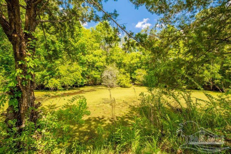 104 Cooper Road Cantonment, FL 32533 - Photo 32 of 38