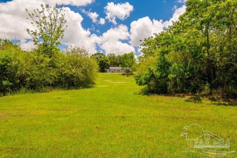 104 Cooper Road Cantonment, FL 32533 - Photo 36 of 38