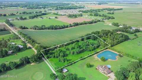 $188,500 | 301 Switzerland Road, Unit A, Youngsville, LA 70592