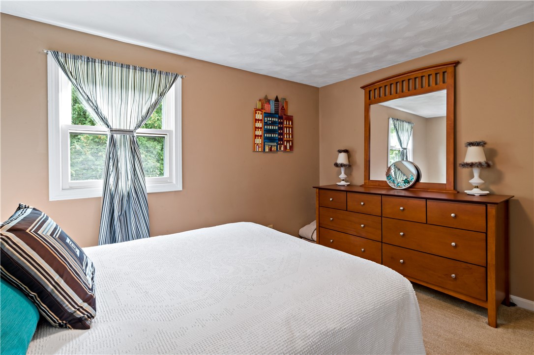 975 Anthony Road Portsmouth, RI 02871 - Photo 24 of 38 Gallery Image 24
