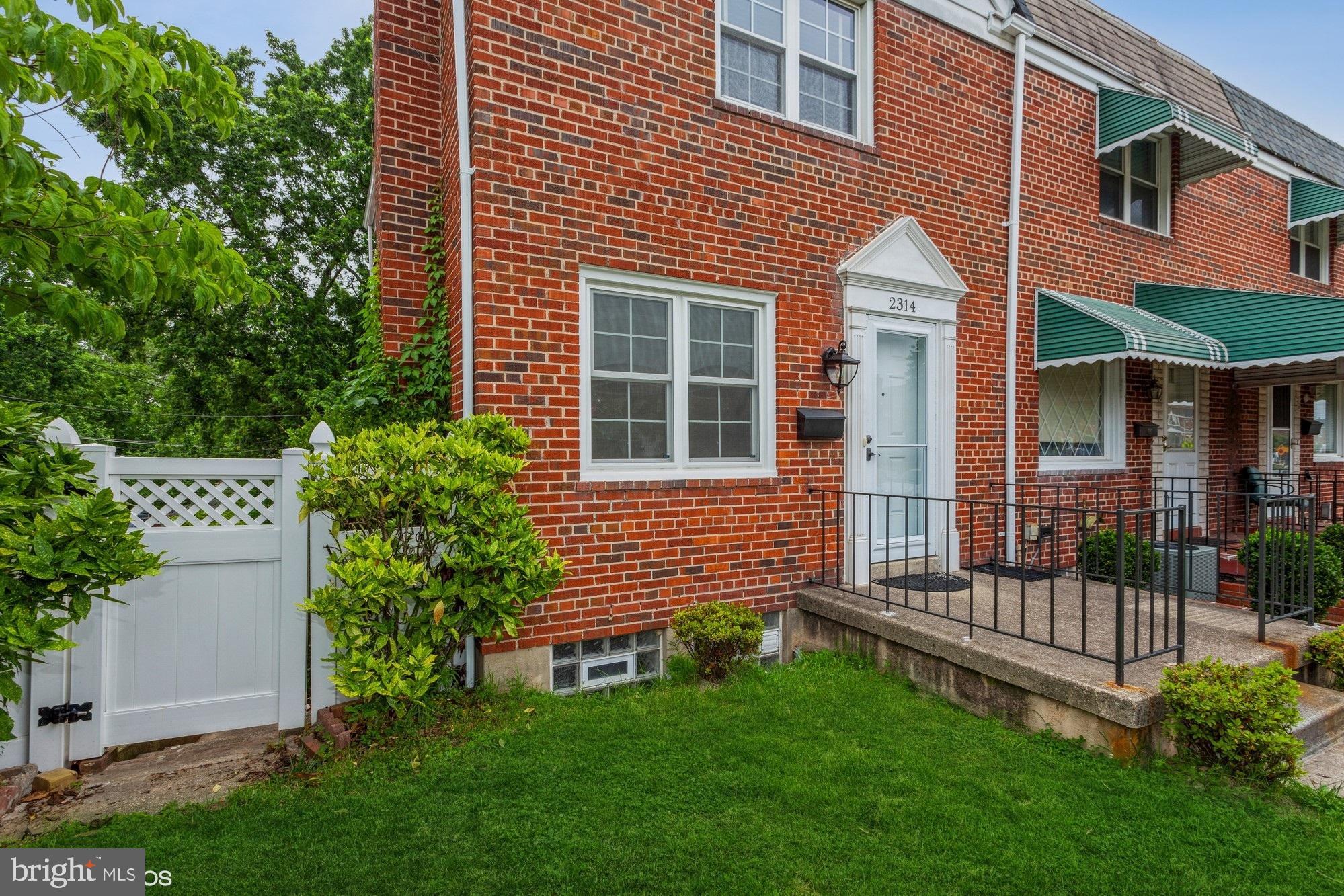 2314 Searles Road Dundalk, MD 21222 - Photo 2 of 35 Rear yard access from front