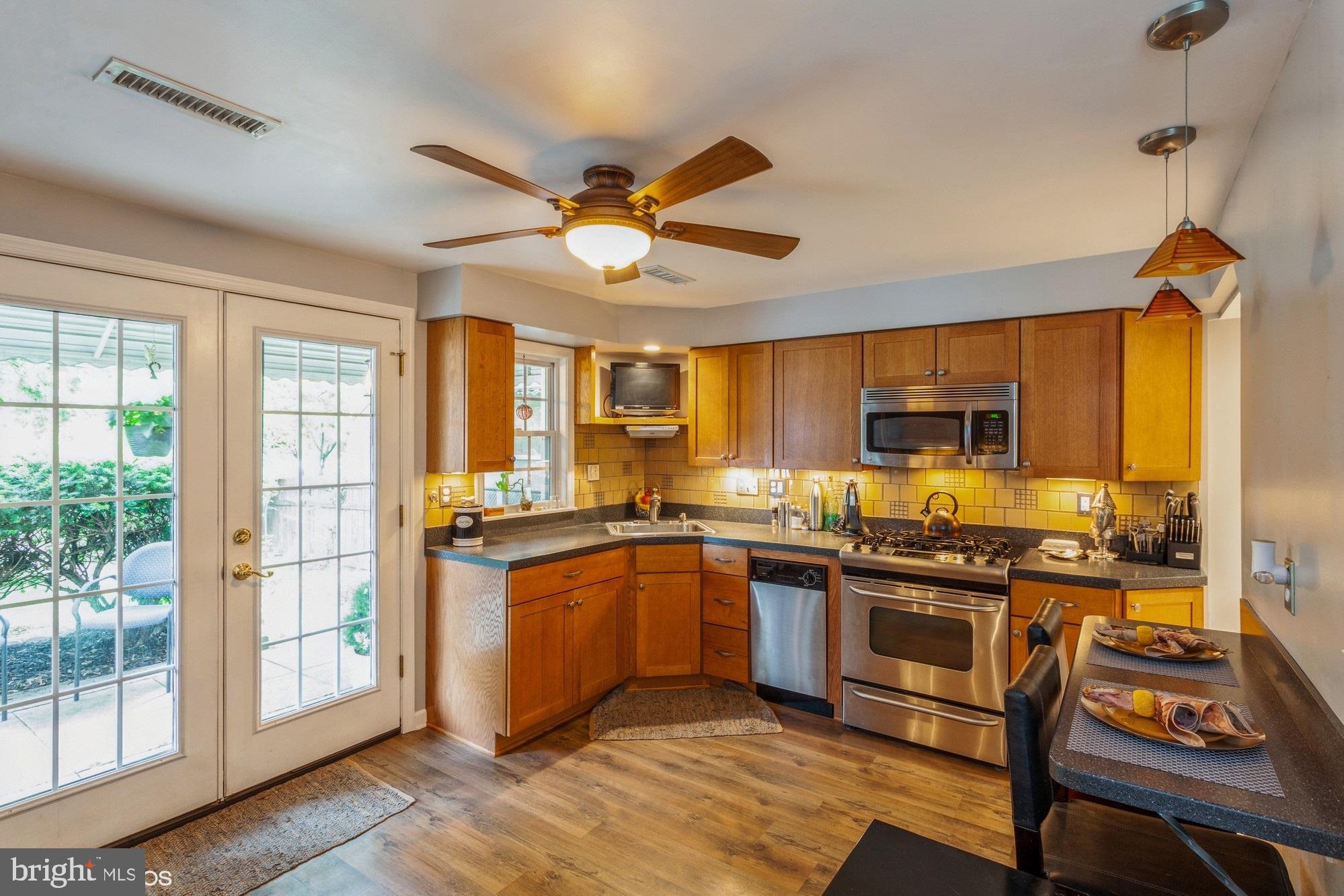 2314 Searles Road Dundalk, MD 21222 - Photo 8 of 35 Gallery Image 8