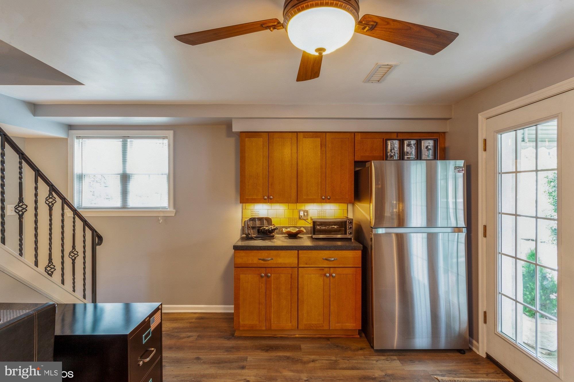 2314 Searles Road Dundalk, MD 21222 - Photo 9 of 35 Gallery Image 9