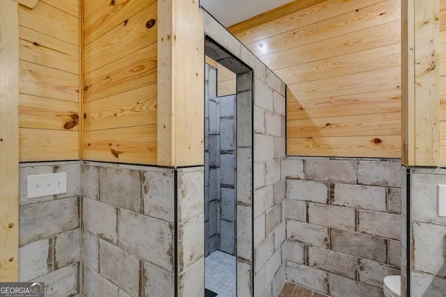 $319,000 | 103 Tiffany Drive, Franklin, GA 30217