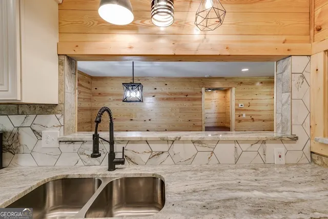 $319,000 | 103 Tiffany Drive, Franklin, GA 30217