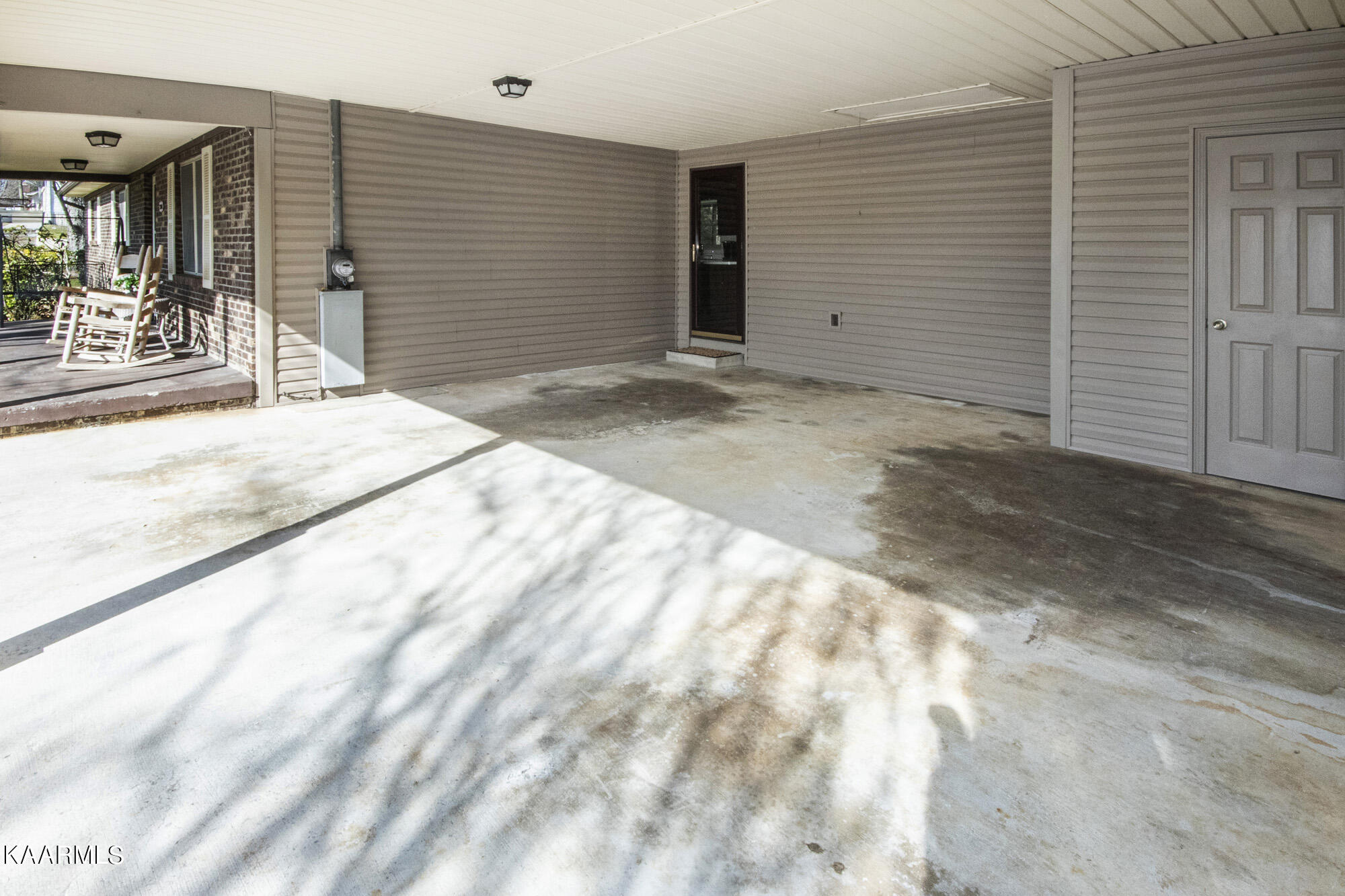 7204 Adams Road Powell, TN 37849 - Photo 3 of 32 BF94E1CA-4FA4-41C1-84BD-5D73C07CF5B7
