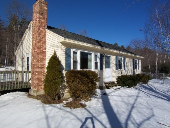 355 Colby Road Weare, NH 03281 - Photo 1 of 1