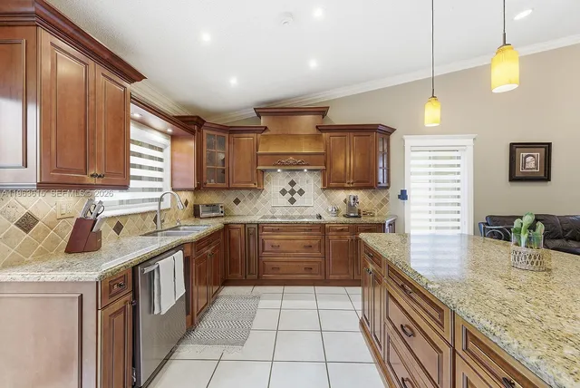 $795,000 | 1900 Southwest 133rd Avenue, Miramar, FL 33027