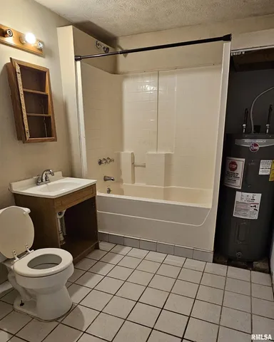 $25,000 | 104 South Park Street, Hurst, IL 62949