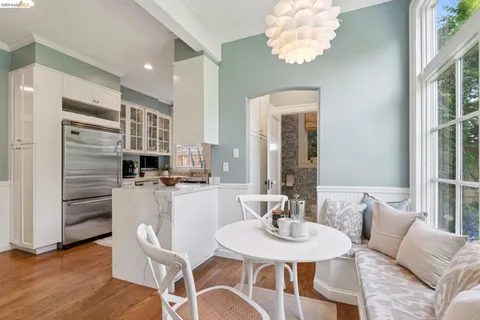 $1,795,000 | 901 Paramount Road, Oakland, CA 94610