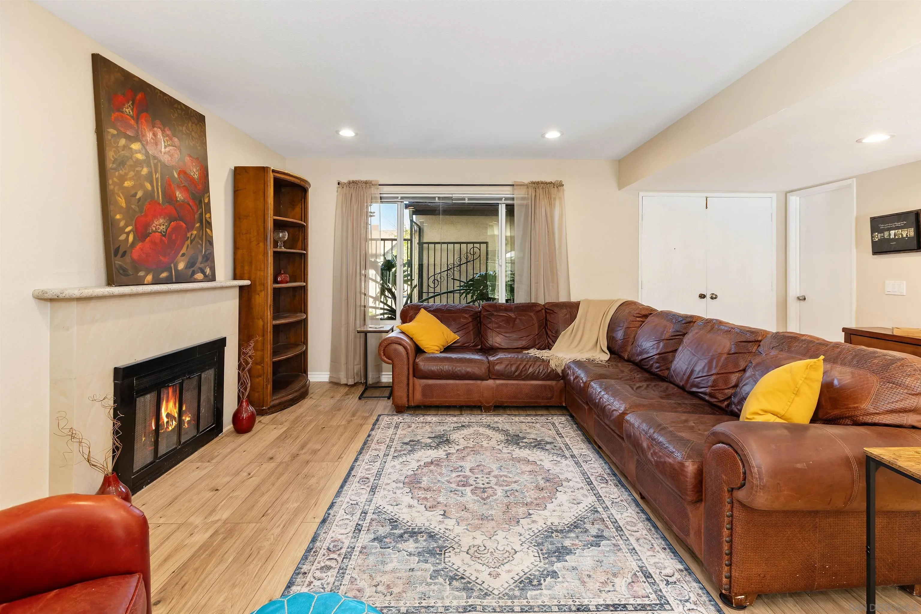 8963 Capcano Road San Diego, CA 92126 - Photo 13 of 38