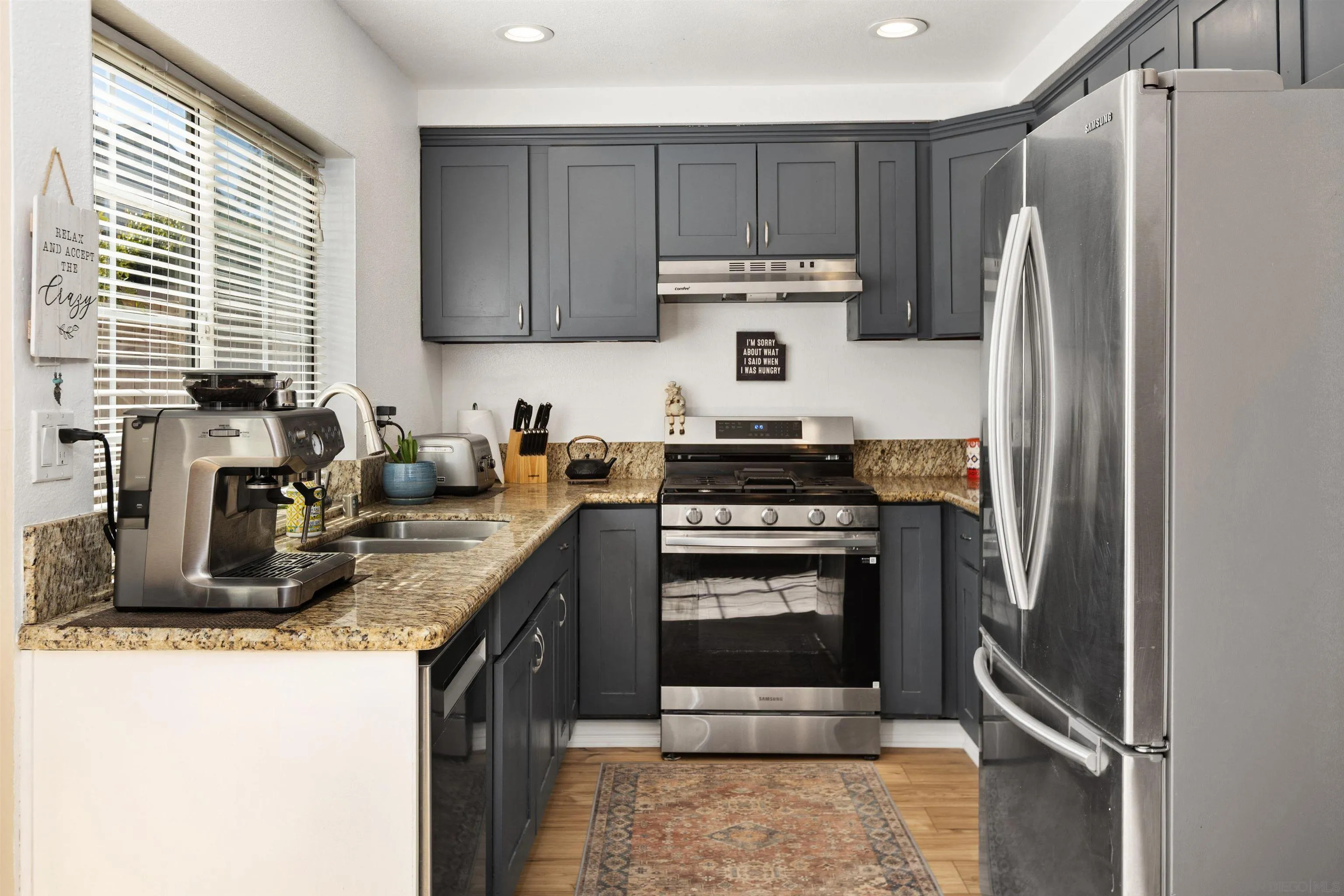 8963 Capcano Road San Diego, CA 92126 - Photo 15 of 38