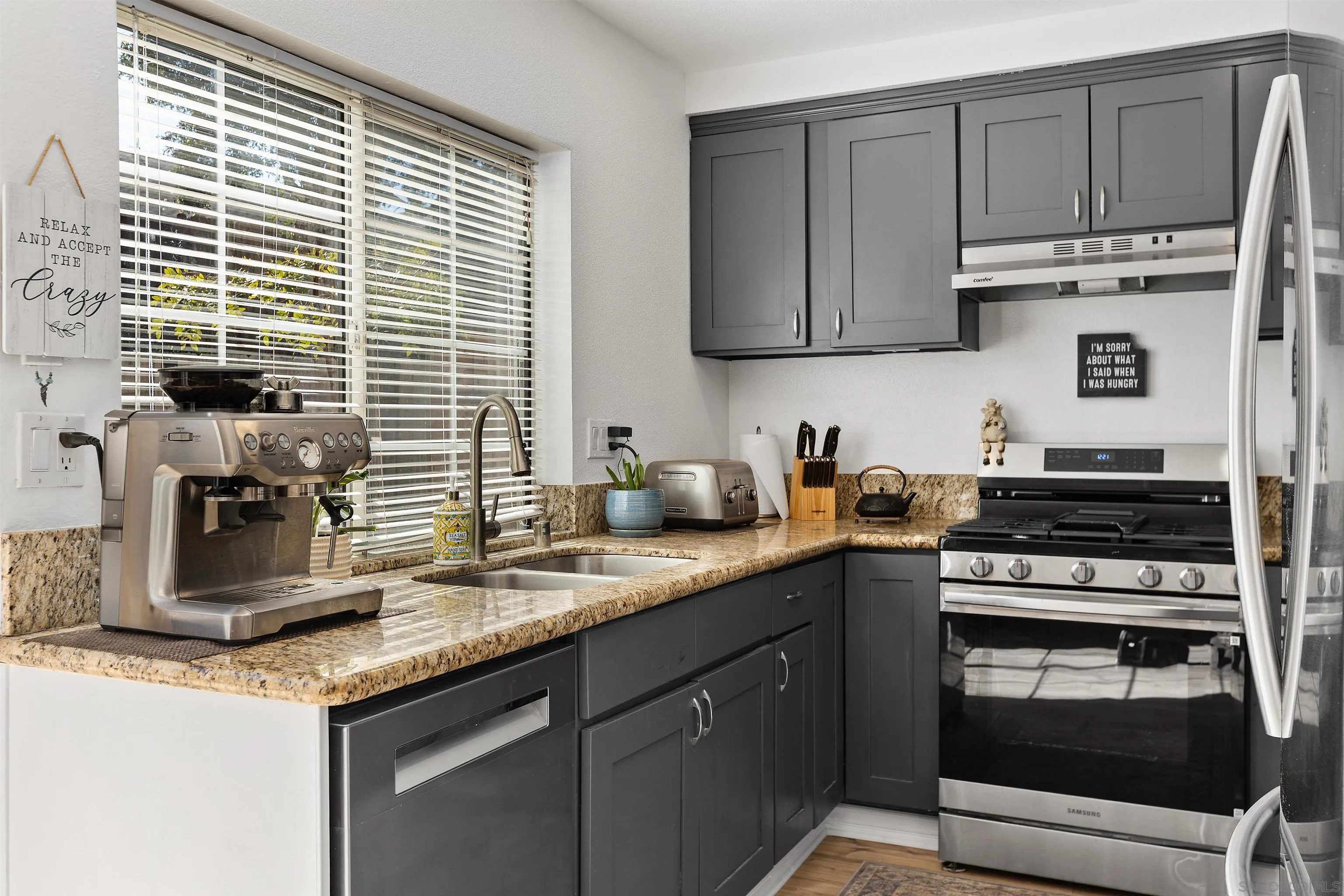 8963 Capcano Road San Diego, CA 92126 - Photo 16 of 38