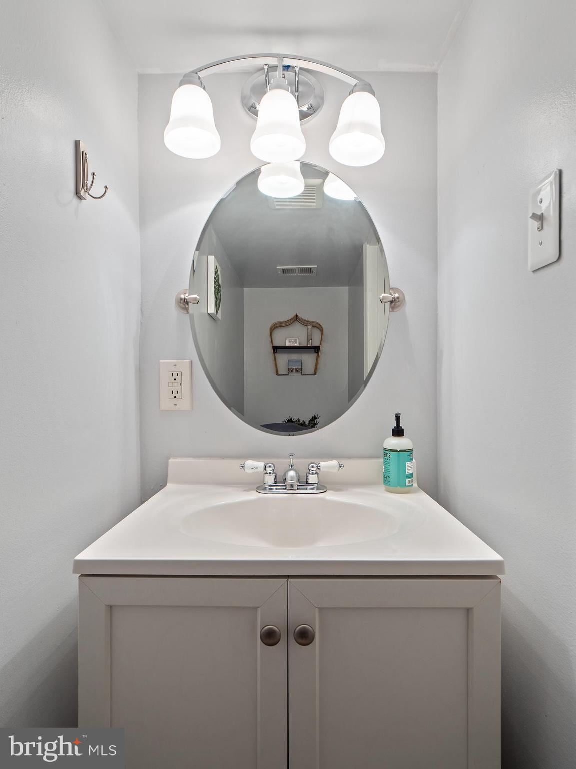 5458 Lighthouse Lane Burke, VA 22015 - Photo 29 of 30