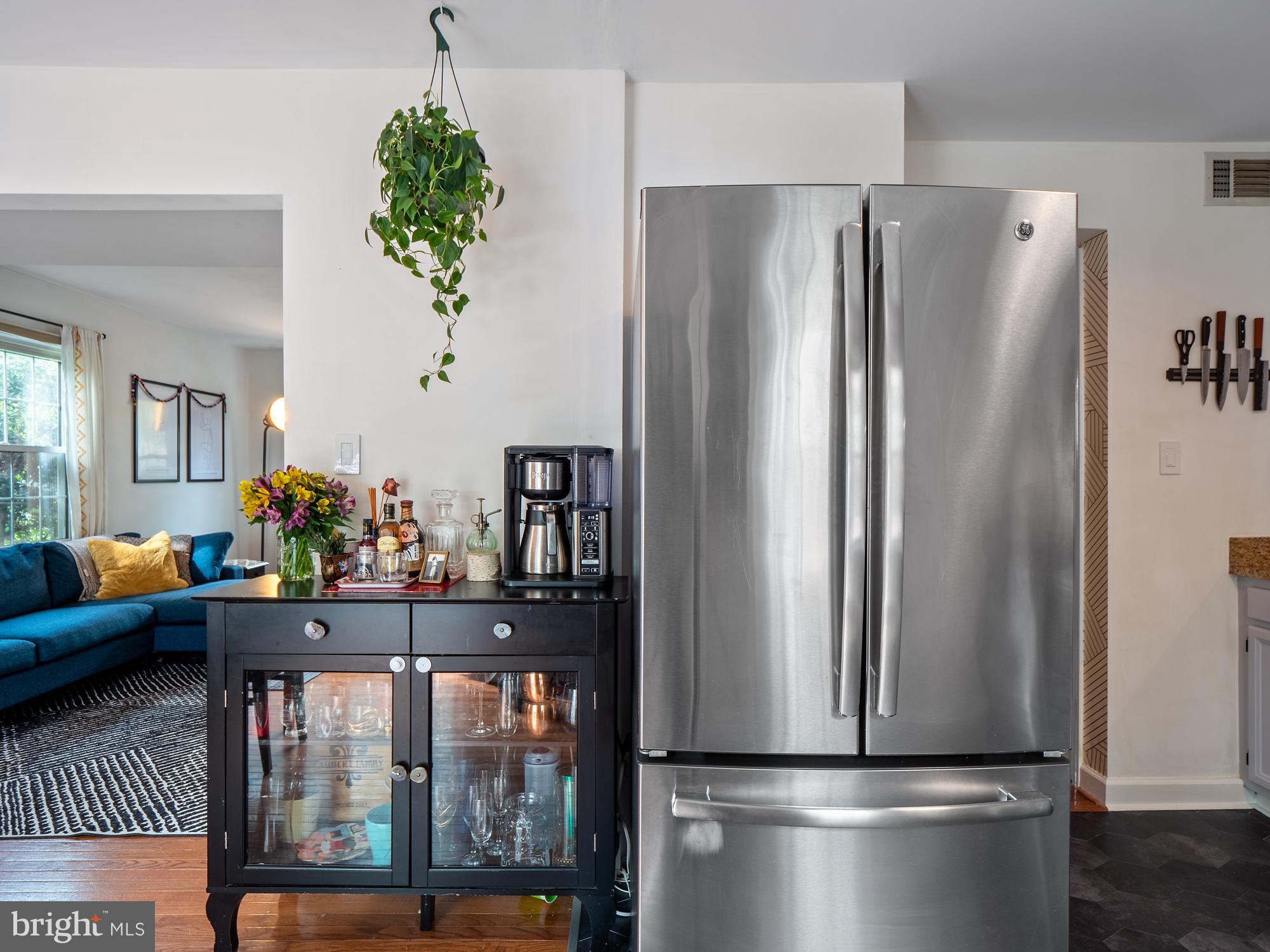 5458 Lighthouse Lane Burke, VA 22015 - Photo 5 of 30