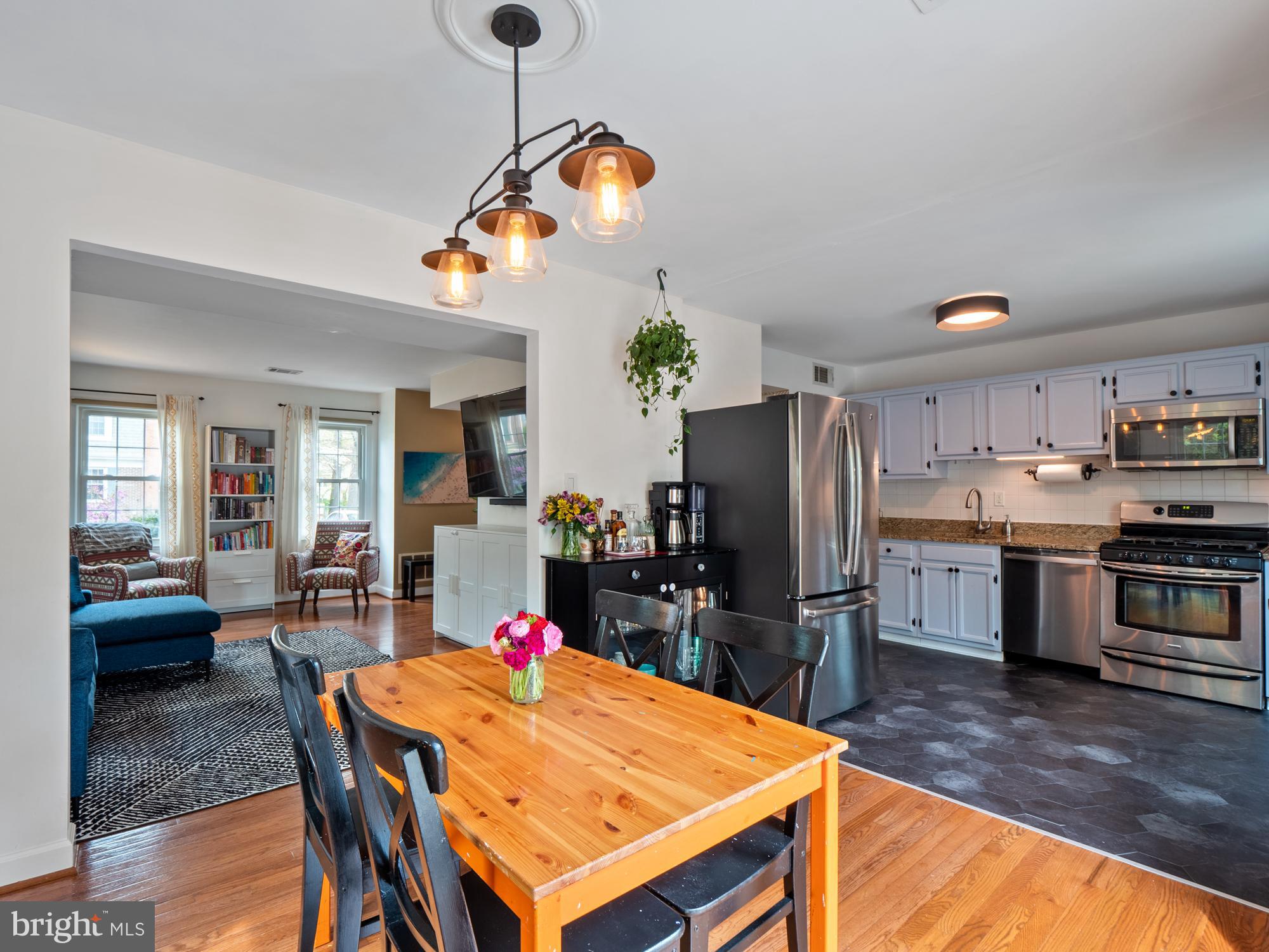 5458 Lighthouse Lane Burke, VA 22015 - Photo 8 of 30