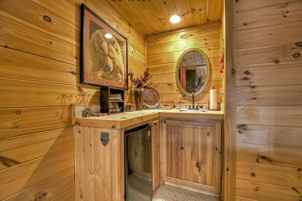 420 Deer Crest Heights Blue Ridge, GA 30513 - Photo 42 of 58 Basement Bathroom