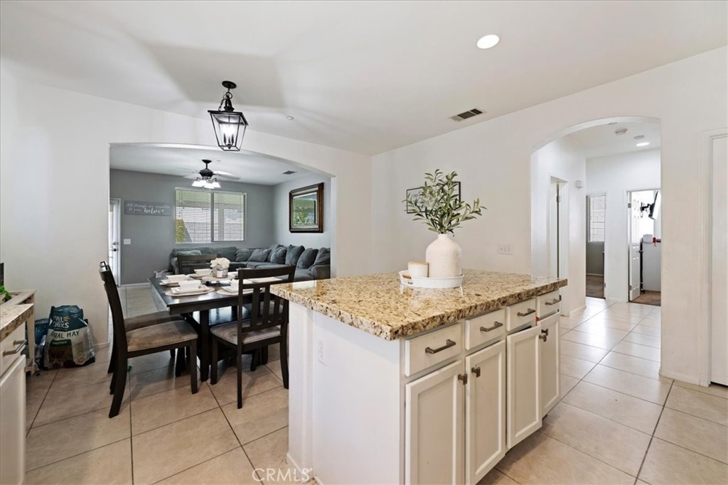 7232 Riley Drive Fontana, CA 92336 - Photo 14 of 38