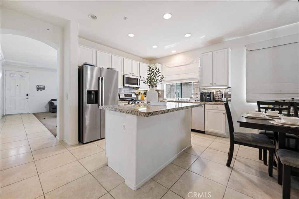 7232 Riley Drive Fontana, CA 92336 - Photo 15 of 38