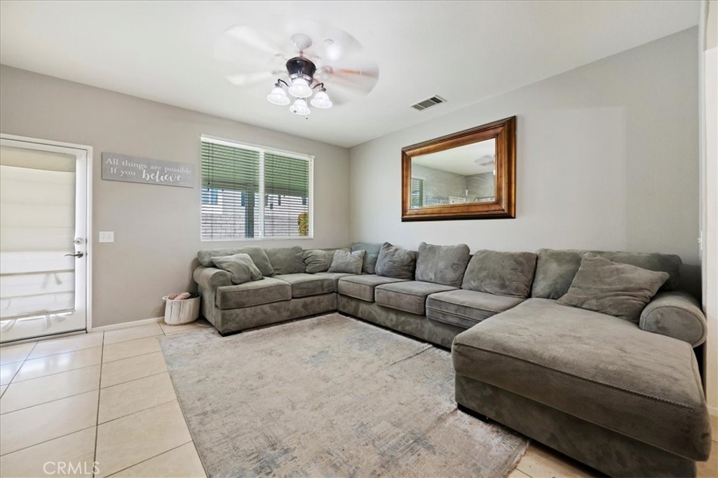 7232 Riley Drive Fontana, CA 92336 - Photo 19 of 38