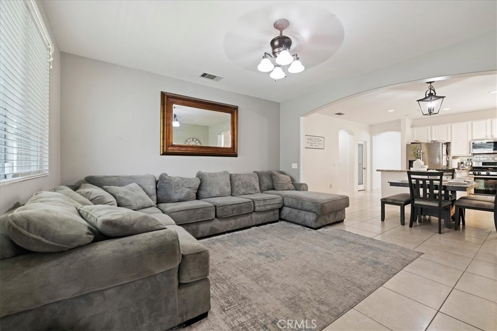 7232 Riley Drive Fontana, CA 92336 - Photo 21 of 38
