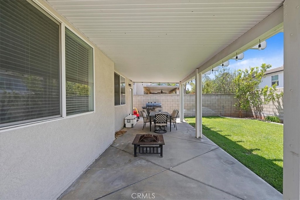 7232 Riley Drive Fontana, CA 92336 - Photo 35 of 38