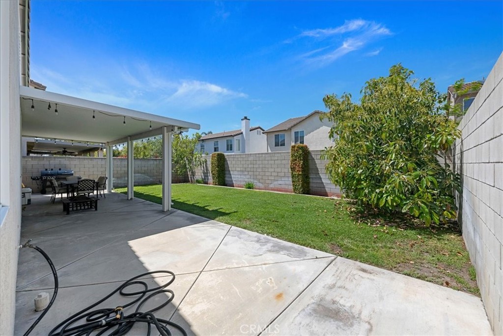 7232 Riley Drive Fontana, CA 92336 - Photo 37 of 38