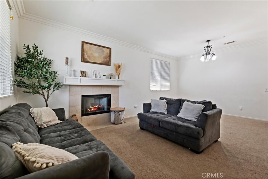 7232 Riley Drive Fontana, CA 92336 - Photo 9 of 38