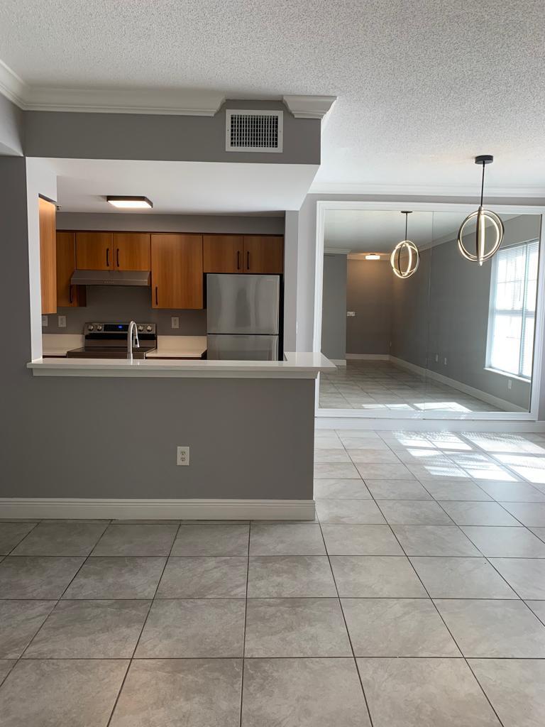 6020 West Sample Road, Unit 105 Coral Springs, FL 33067 - Photo 27 of 50 6020 W Sample Rd # 105 Coral Springs Kit