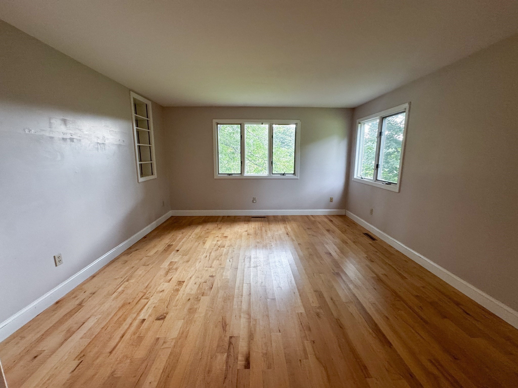 105-107 North Valley Road Pelham, MA 01002 - Photo 21 of 42 Gallery Image 21