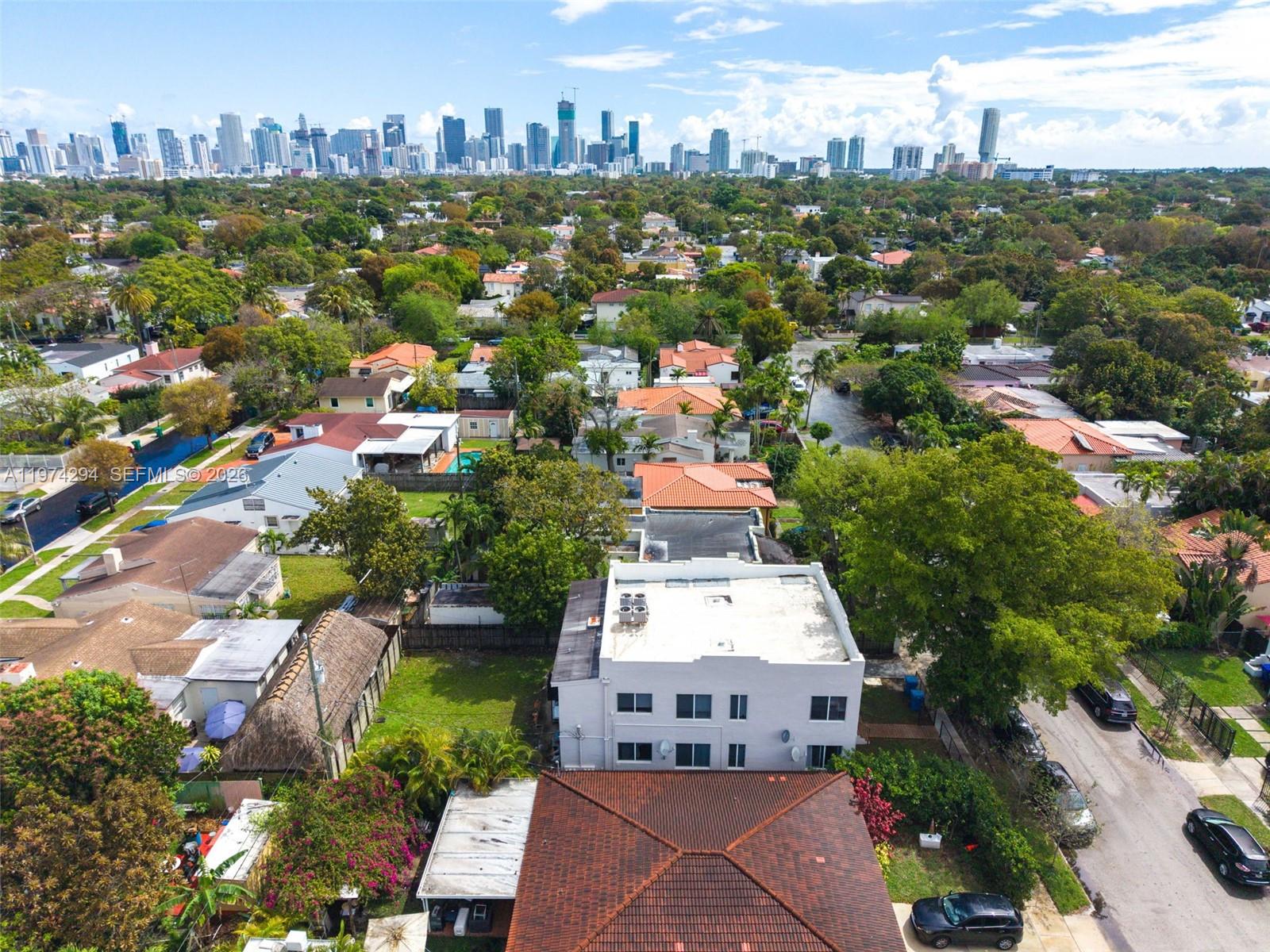1853 Southwest 17th Street, Unit 3 Miami, FL 33145 - Photo 25 of 29