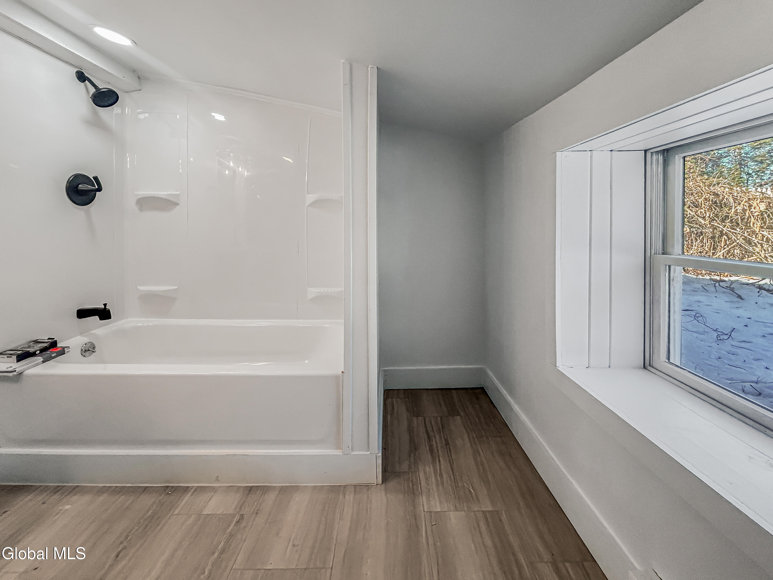 196 Luzerne Road Queensbury, NY 12804 - Photo 13 of 30 IMG_1680 (1)