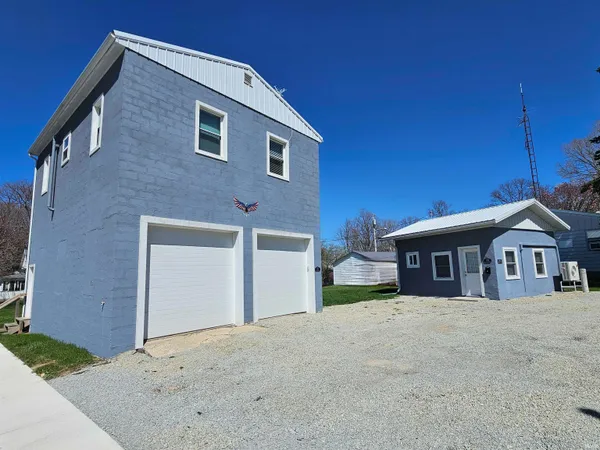 $144,900 | 200 East Walnut Street, Argos, IN 46501