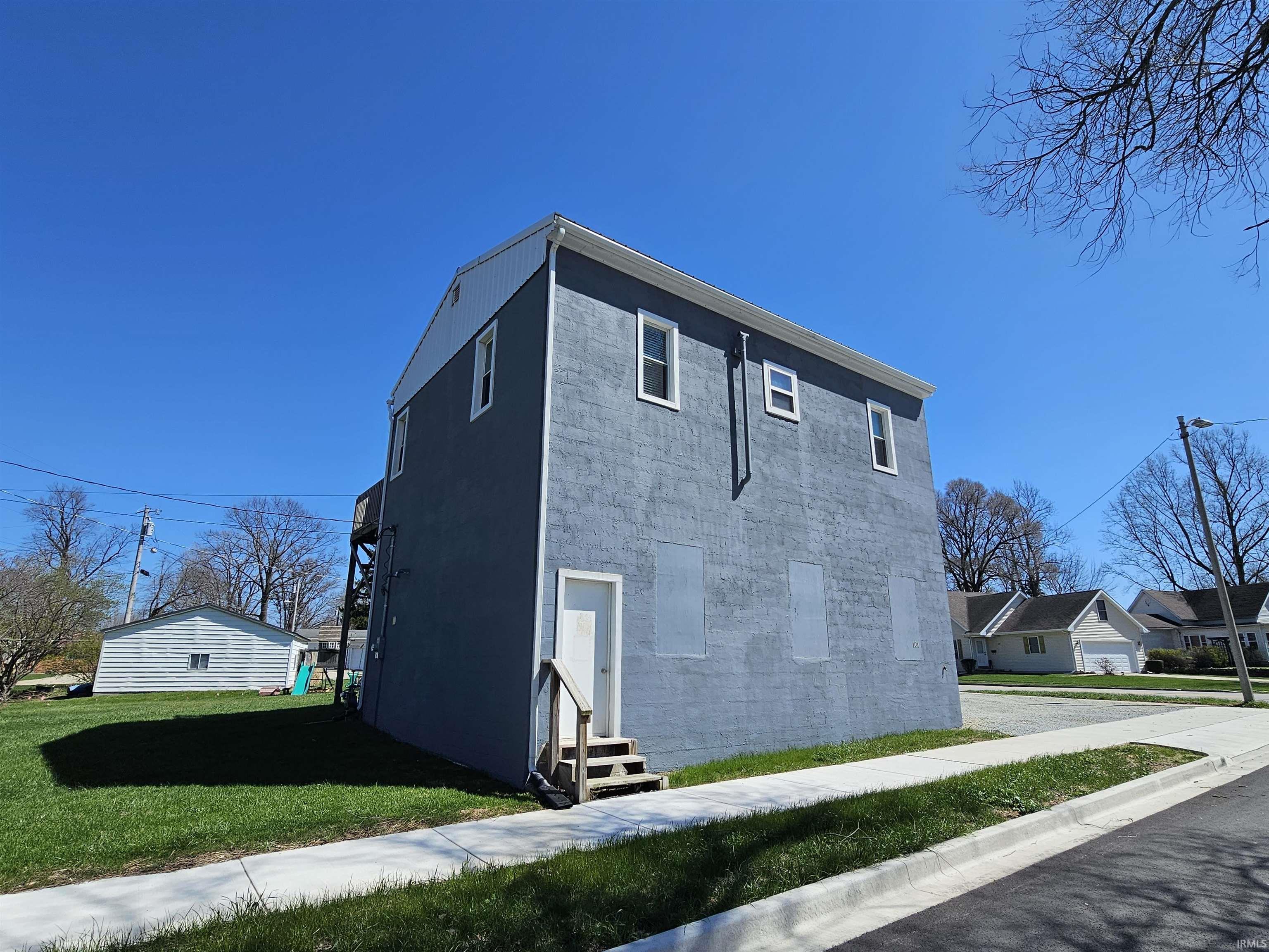 200 East Walnut Street Argos, IN 46501 - Photo 13 of 28