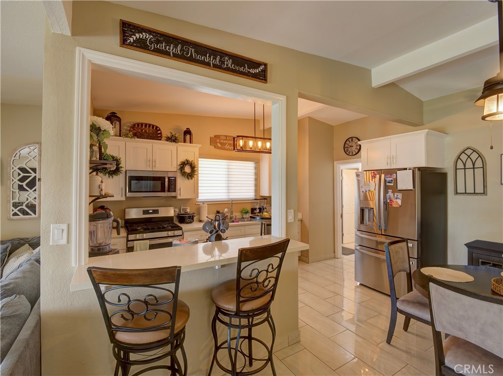 225 Alru Street Rialto, CA 92376 - Photo 6 of 26