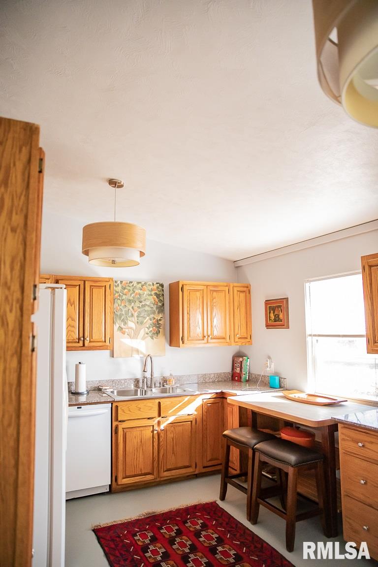 3123 North Reed Station Road De Soto, IL 62924 - Photo 16 of 46 Gallery Image 16