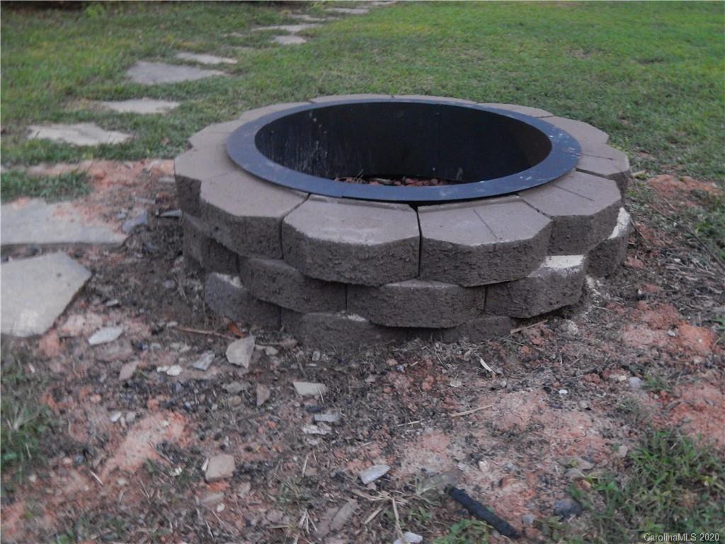 4855 Stevens Mill Road Matthews, NC 28104 - Photo 25 of 27 Gallery Image 25
