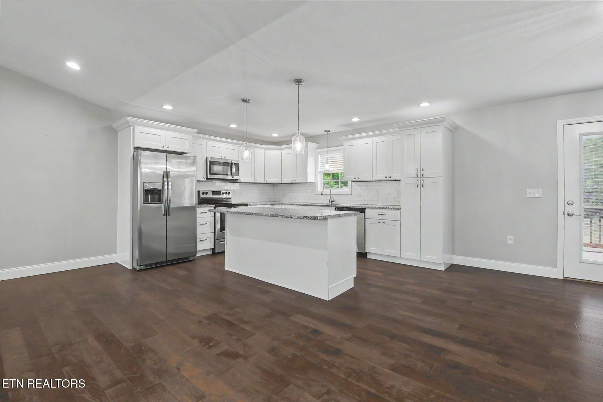 446 Stanley Hood Road Crossville, TN 38571 - Photo 8 of 24 N44A1609