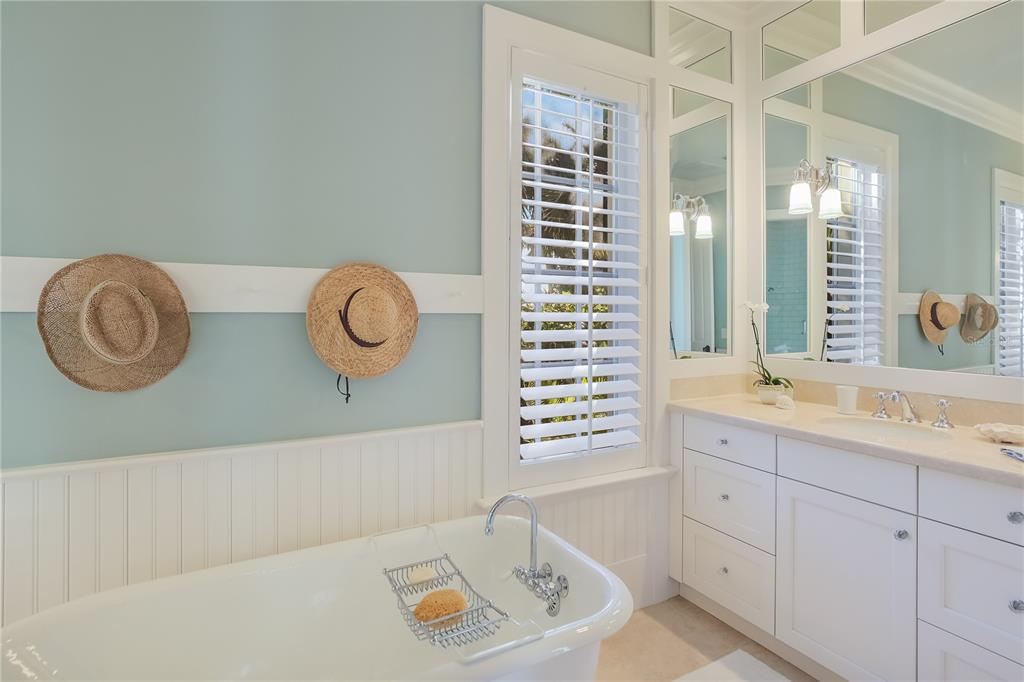 757 North Manasota Key Road Englewood, FL 34223 - Photo 11 of 34 Gallery Image 11