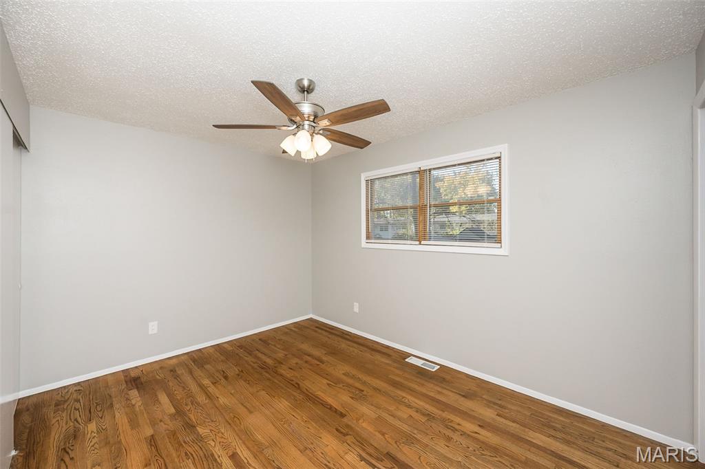 1060 Kingsbrook Lane Florissant, MO 63031 - Photo 17 of 31