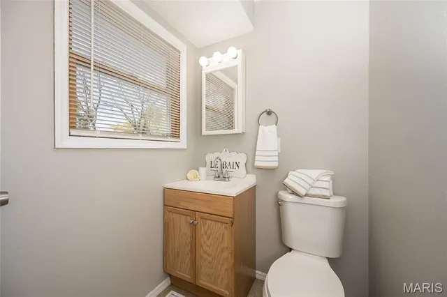 $1,585 | 1060 Kingsbrook Lane, Florissant, MO 63031