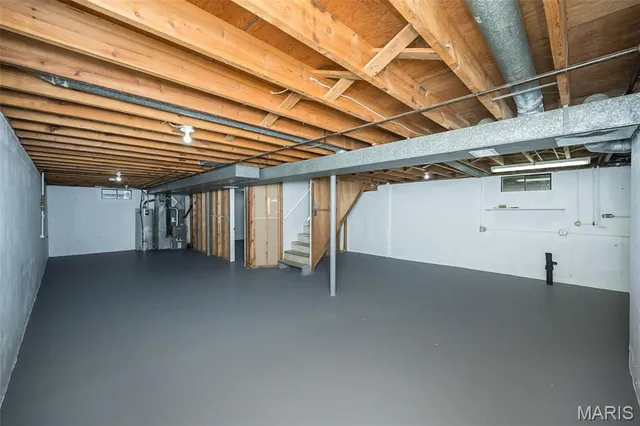 $1,585 | 1060 Kingsbrook Lane, Florissant, MO 63031