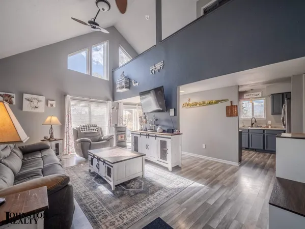 $420,000 | 5 Tanya Road, Douglas, WY 82633