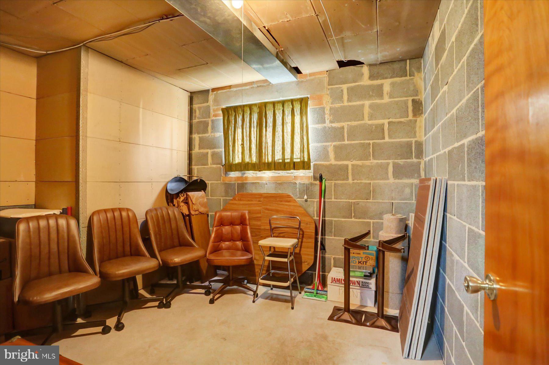 4614 Coventry Road Harrisburg, PA 17109 - Photo 23 of 28 Storage room