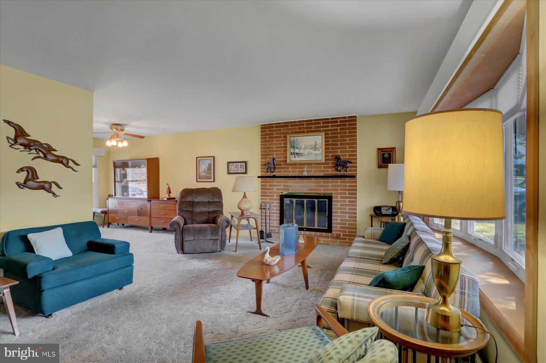 4614 Coventry Road Harrisburg, PA 17109 - Photo 7 of 28 Living room (HW under carpet)