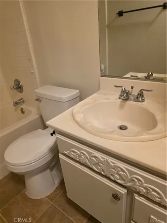 $2,900 | 43516 32nd Street East, Lancaster, CA 93535