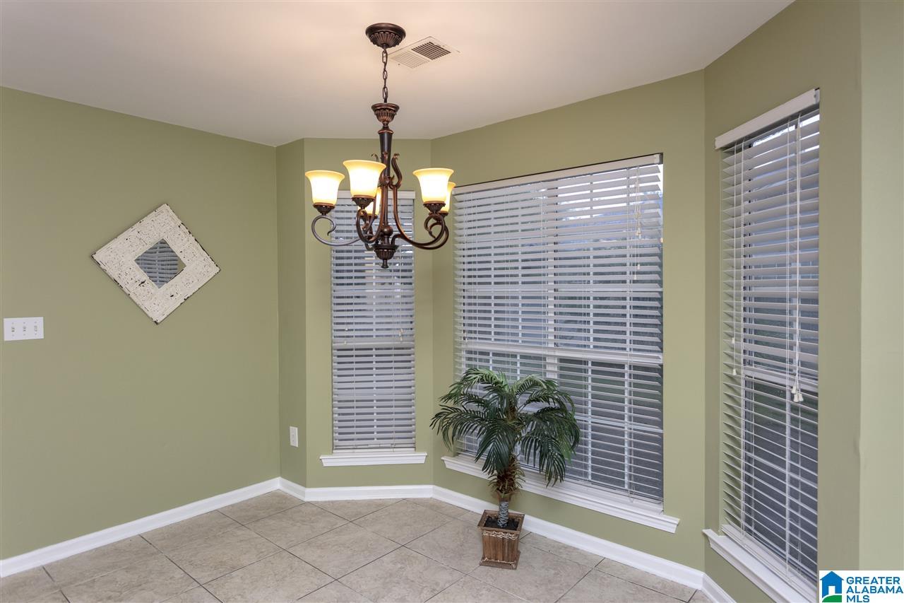 113 Cambridge Pointe Circle Alabaster, AL 35007 - Photo 9 of 35